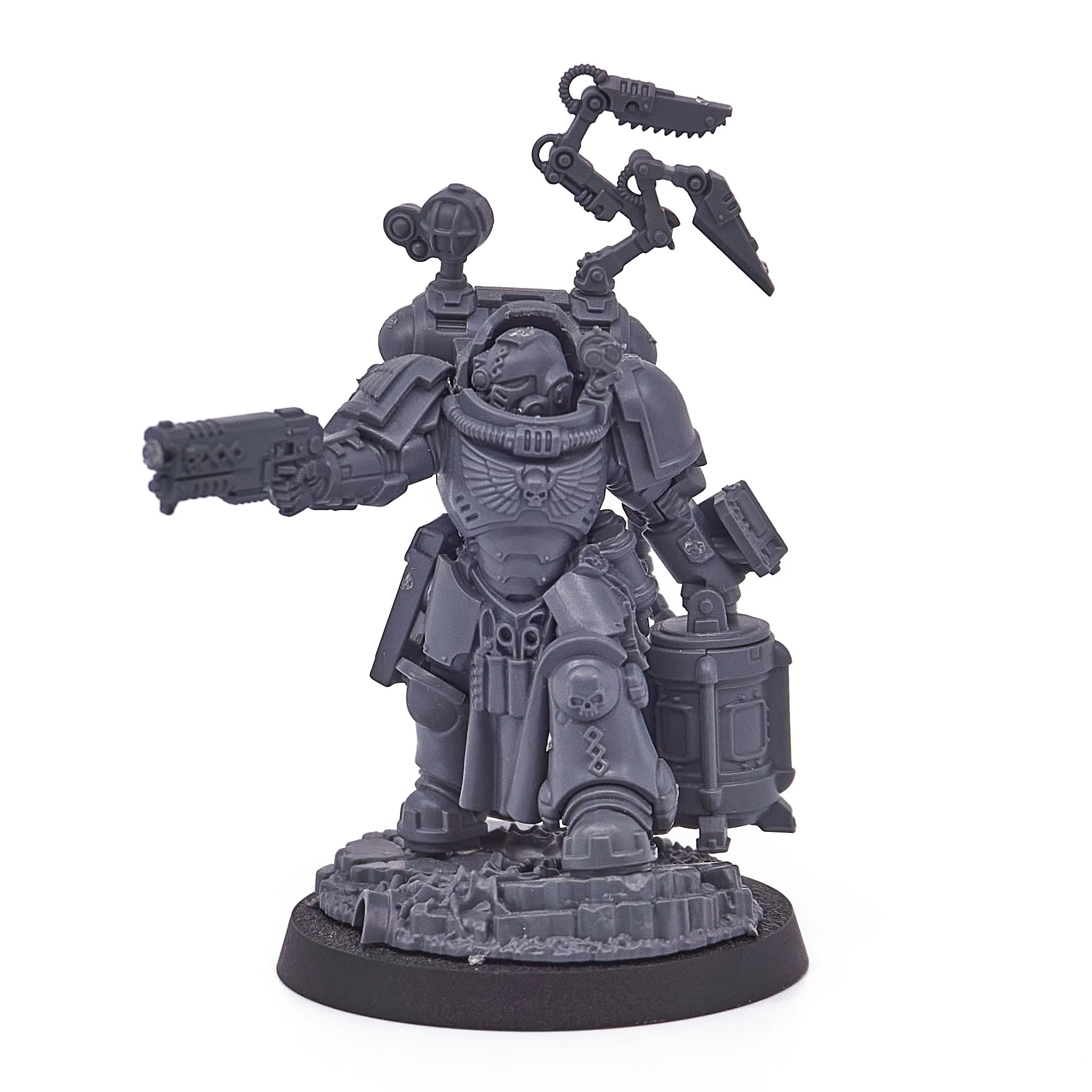 Space Marines - Apothecary Biologis (14702-V) - Used