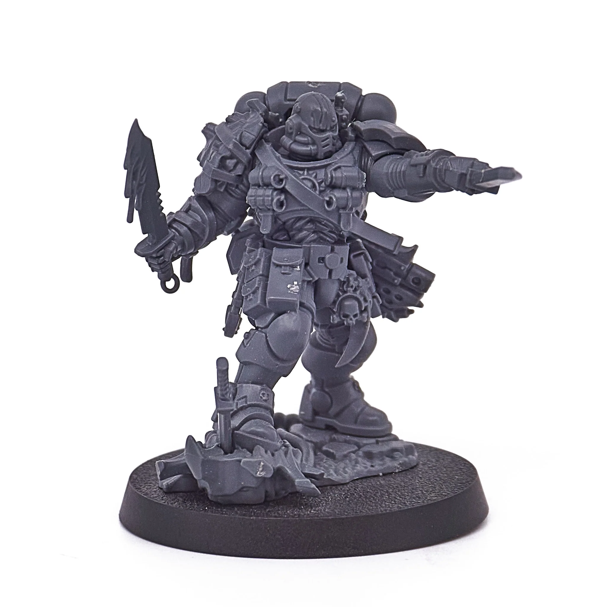 Space Marines - Lieutenant in Phobos Armour (14704-V) - Used